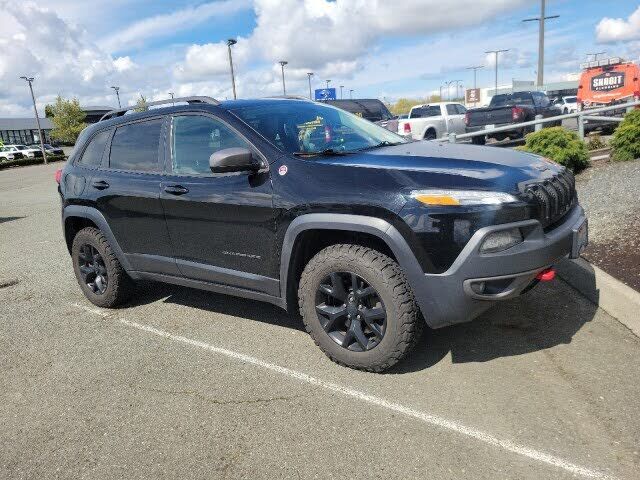 2017 JEEP Cherokee