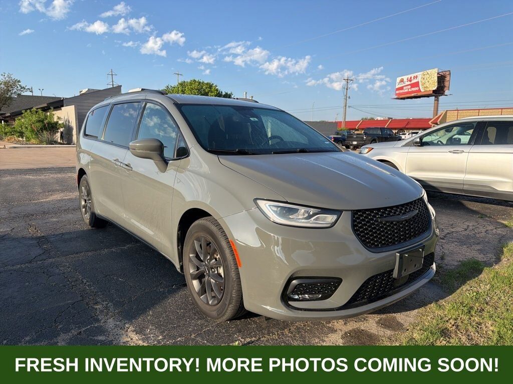 2021 CHRYSLER Pacifica