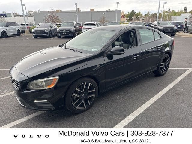 2017 VOLVO S60