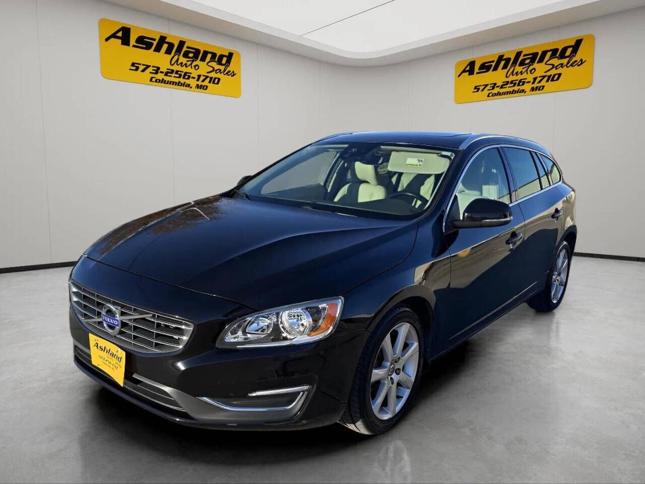 2016 VOLVO V60