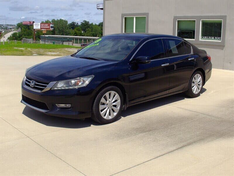 2013 HONDA Accord