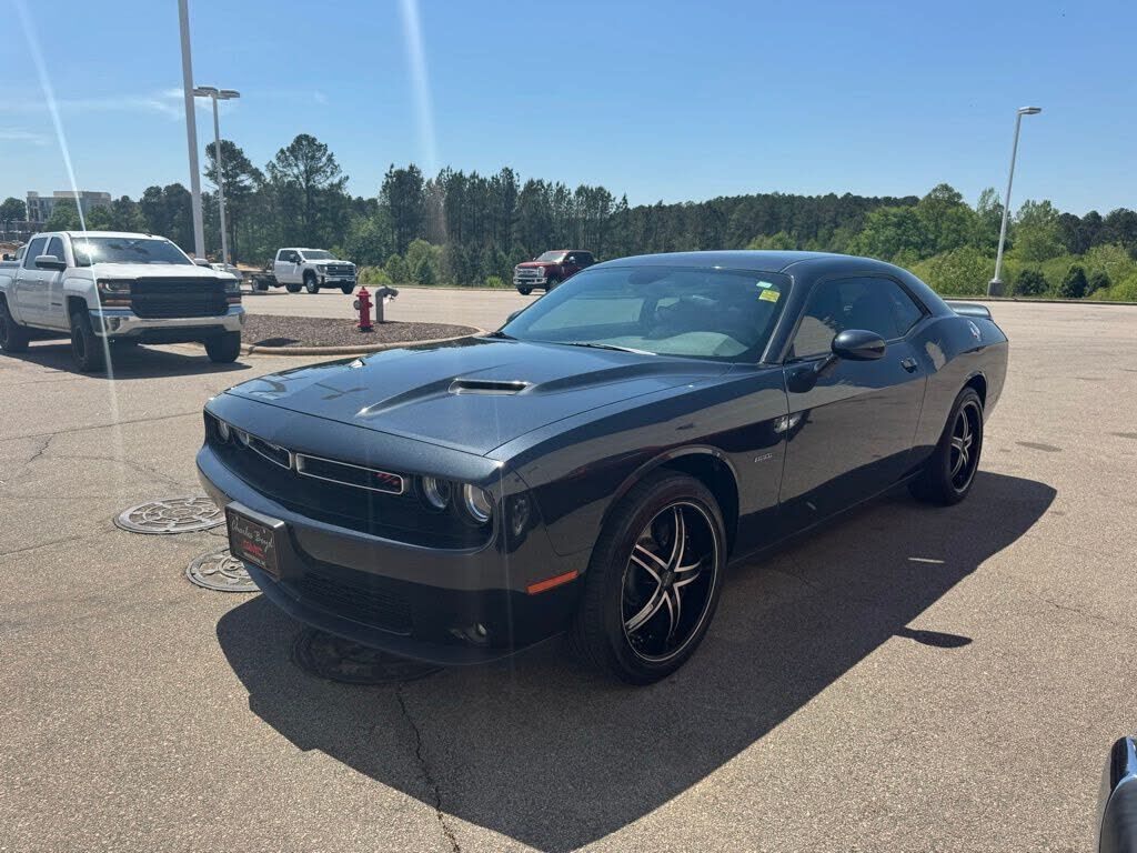 2016 DODGE Challenger