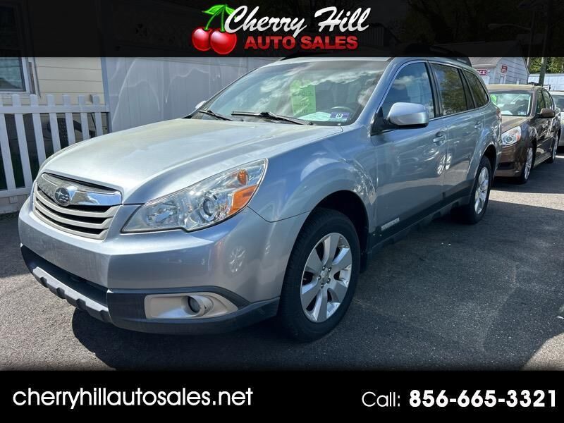 2012 SUBARU Outback