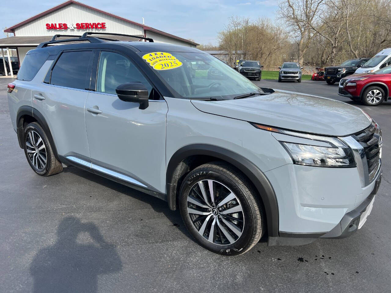 2025 NISSAN Pathfinder