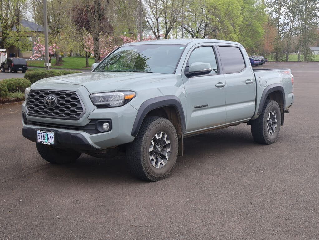 2022 TOYOTA Tacoma