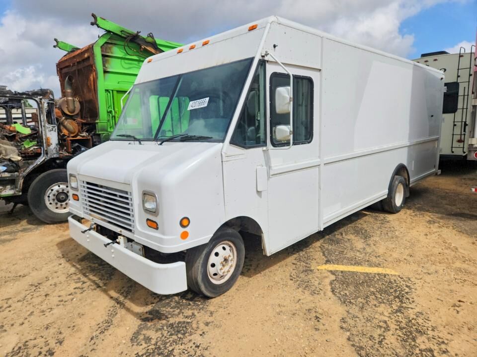 2004 FORD E-450