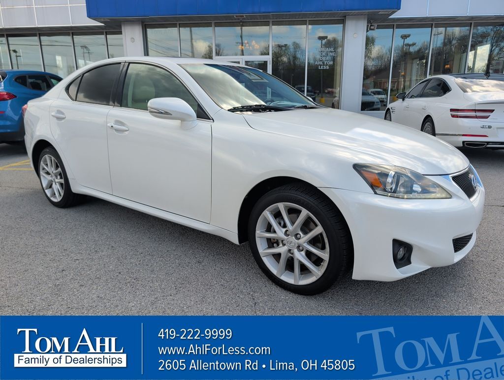 2013 LEXUS IS