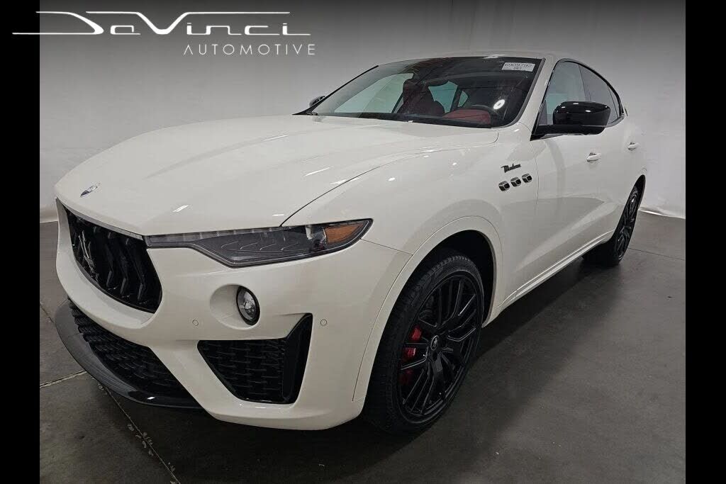 2022 MASERATI Levante