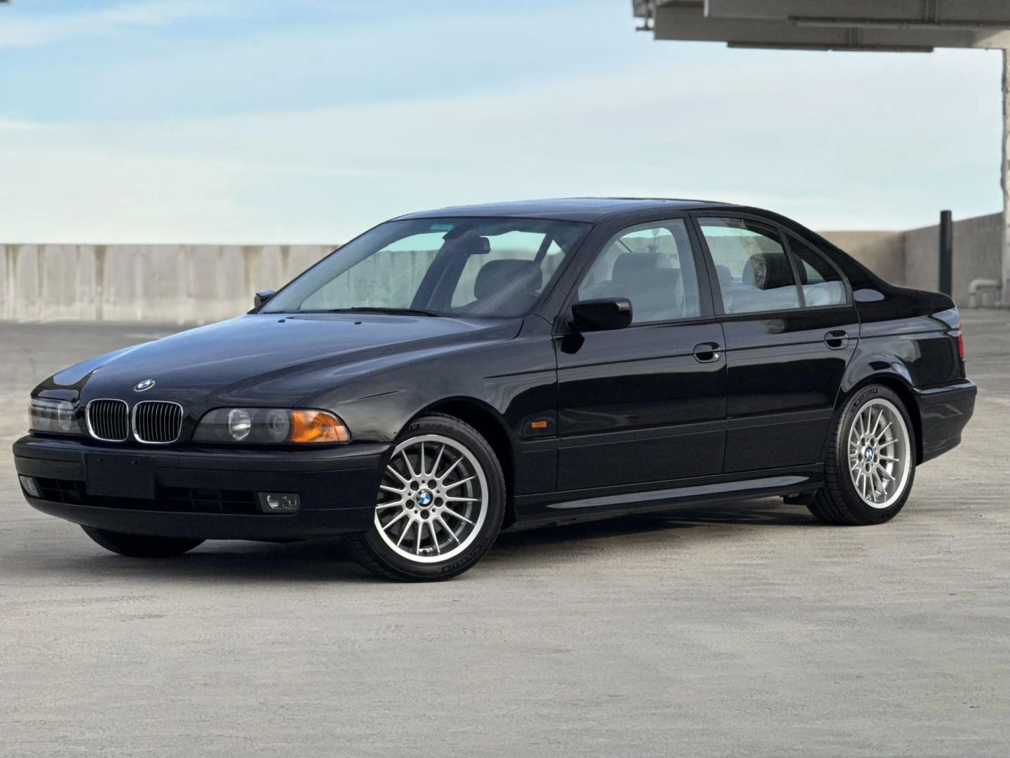 2000 BMW 5 Series