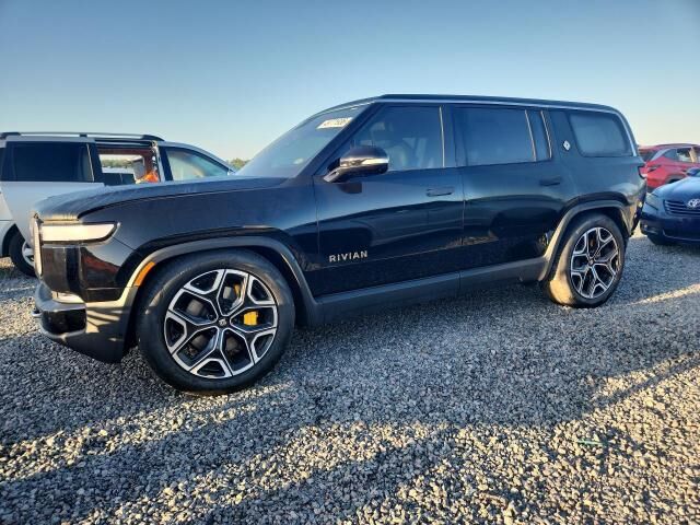 2023 RIVIAN R1S