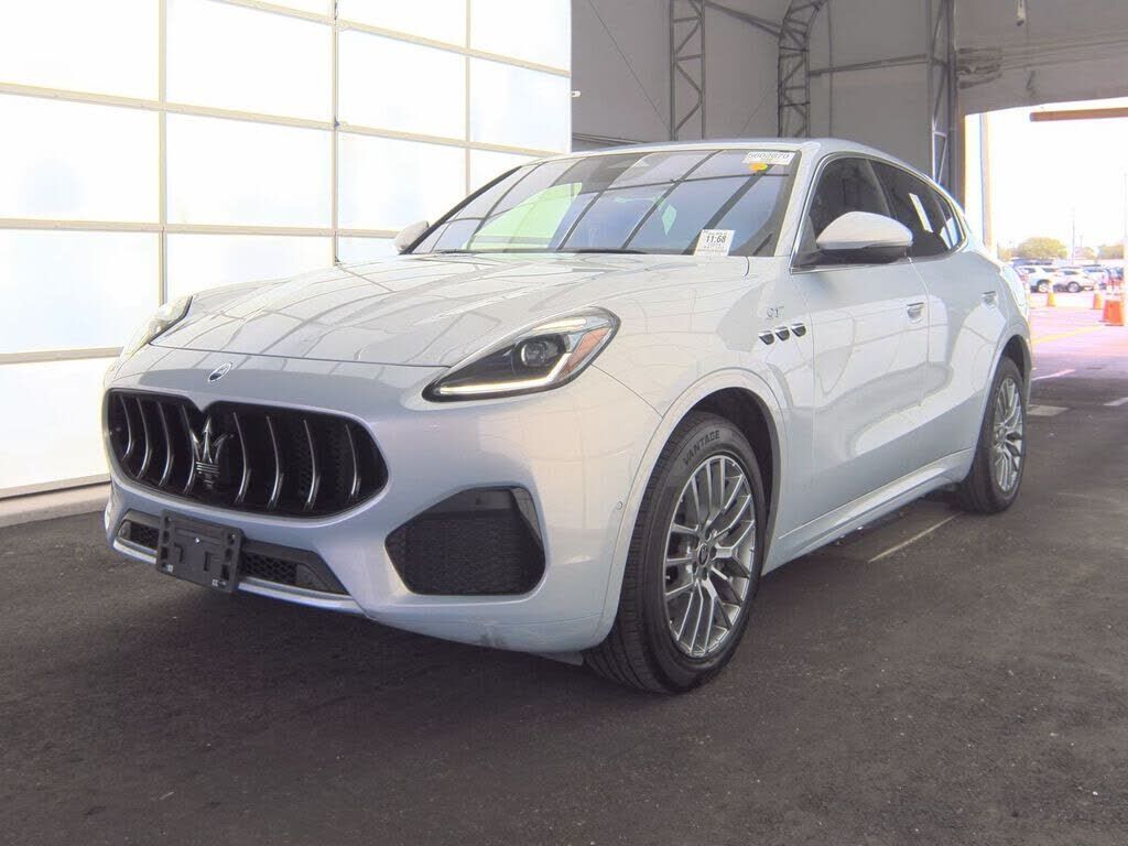 2024 MASERATI Grecale