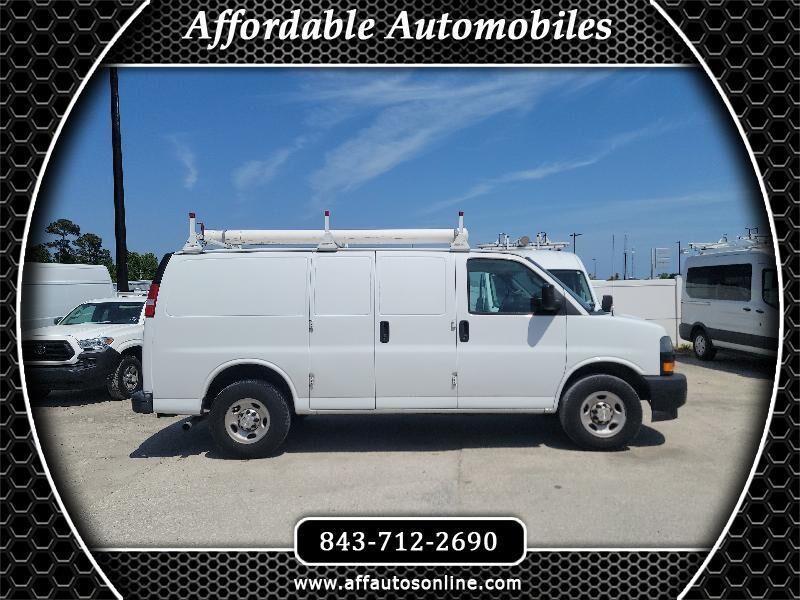 2020 CHEVROLET Express