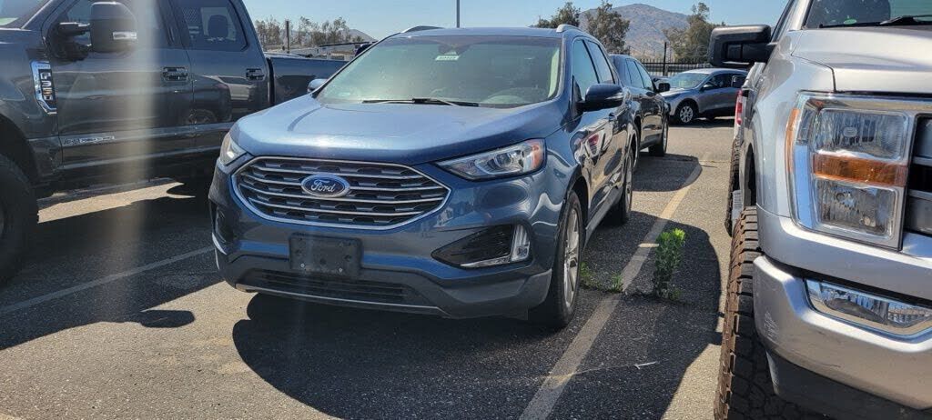 2019 FORD Edge