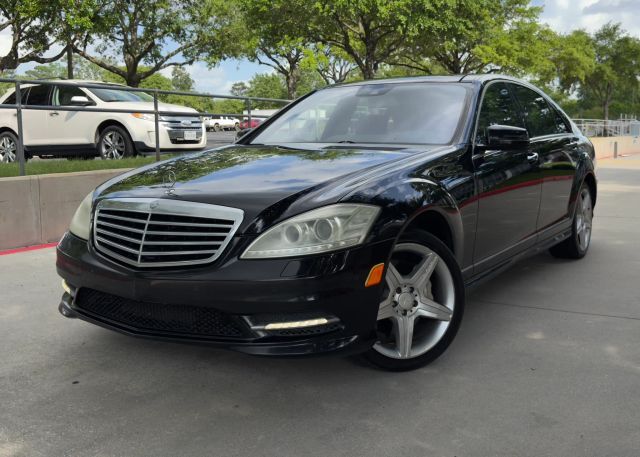 2011 MERCEDES-BENZ S-Class