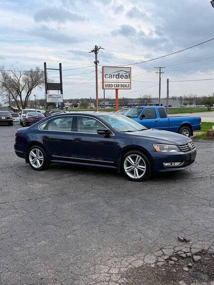 2014 VOLKSWAGEN Passat