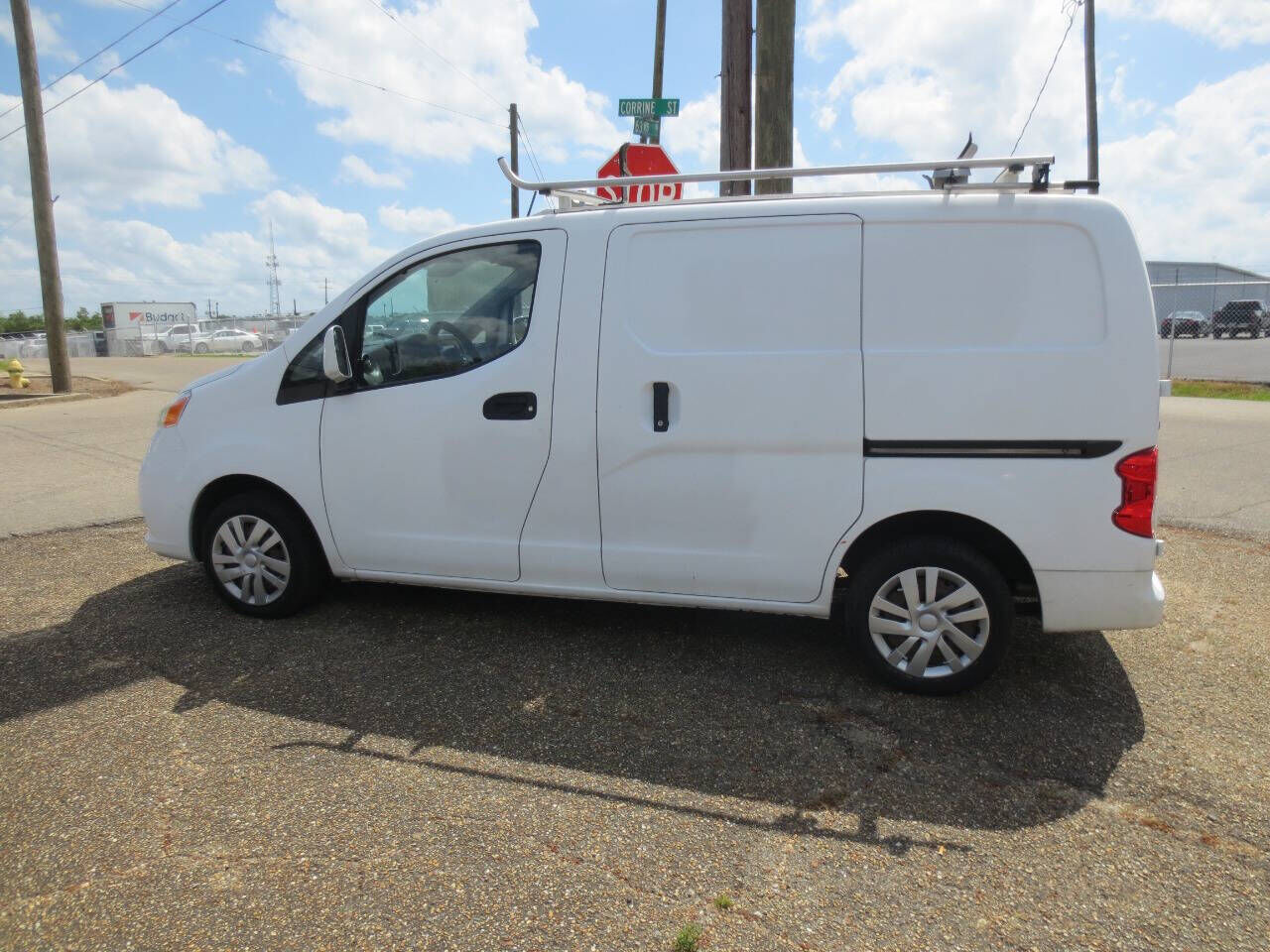 2016 NISSAN NV200