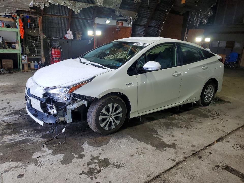 2019 TOYOTA PRIUS
