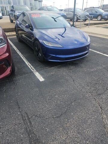 2024 TESLA Model 3