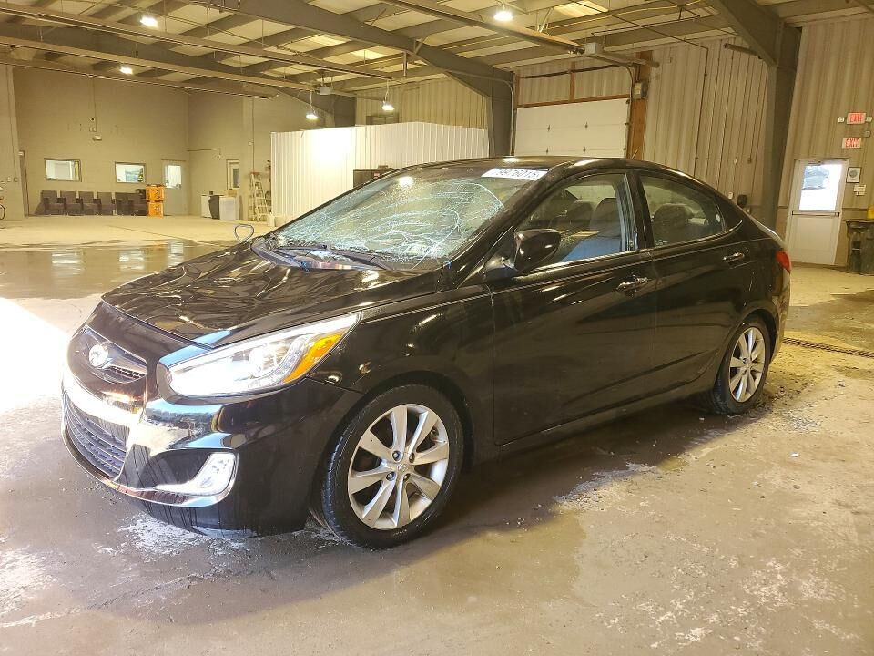 2014 HYUNDAI Accent