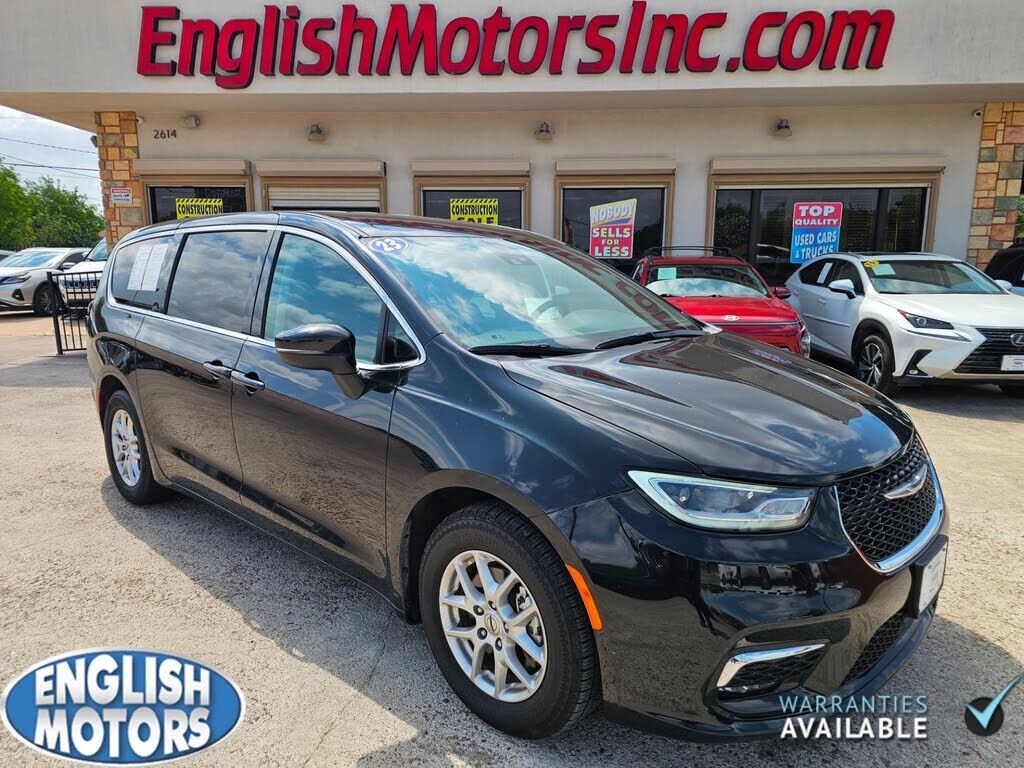 2023 CHRYSLER Pacifica