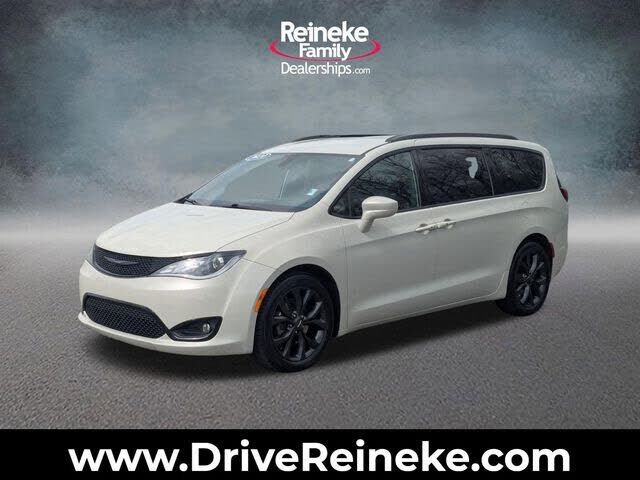 2020 CHRYSLER Pacifica