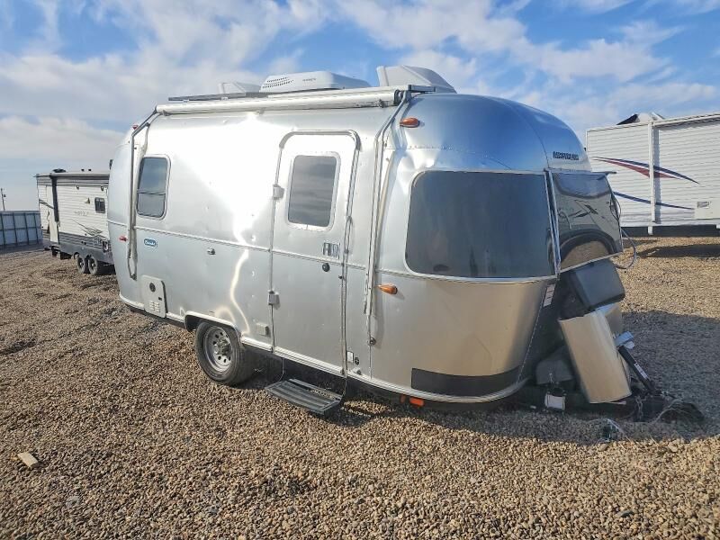 2022 AIRSTREAM Bambi / Caravel
