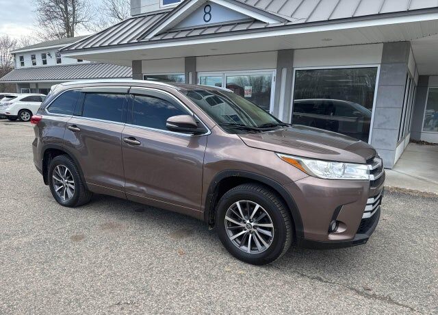 2018 TOYOTA Highlander