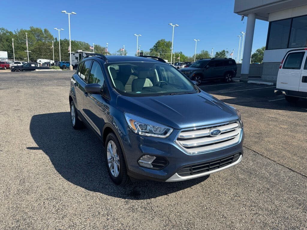 2018 FORD Escape