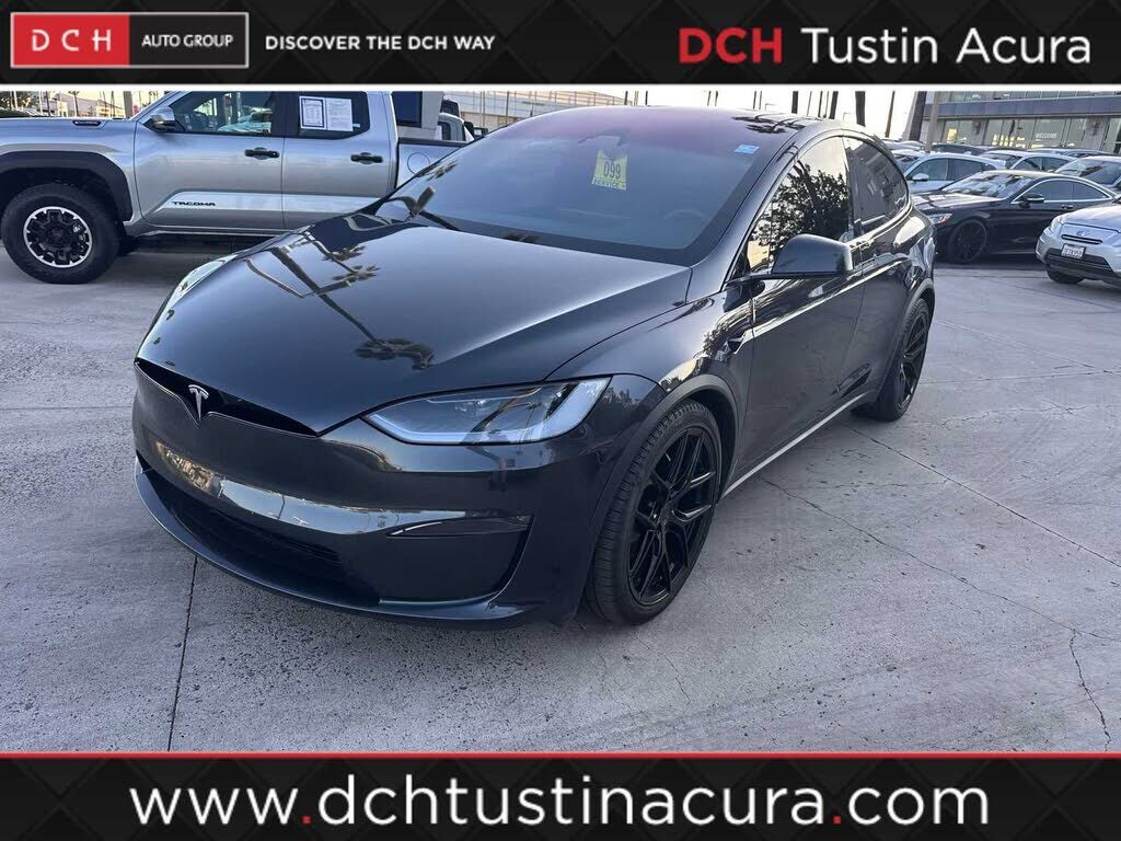 2024 TESLA Model X