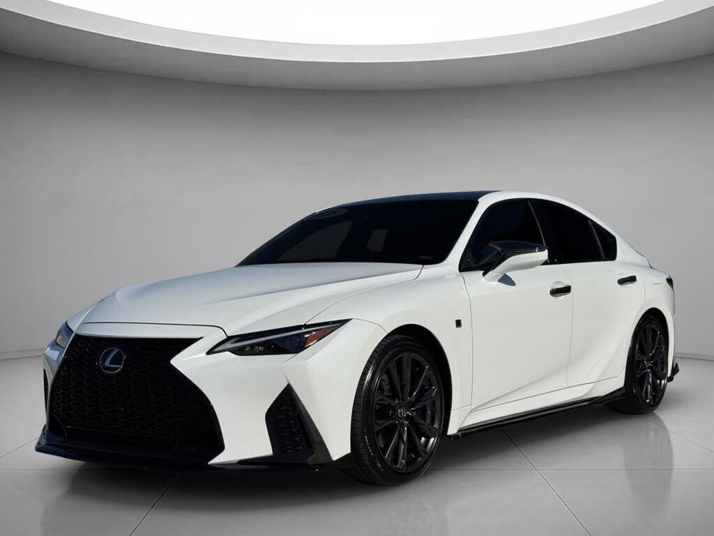 2025 LEXUS IS