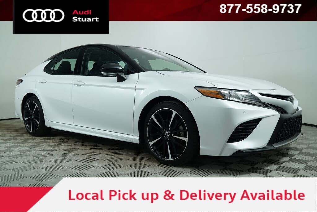 2018 TOYOTA Camry