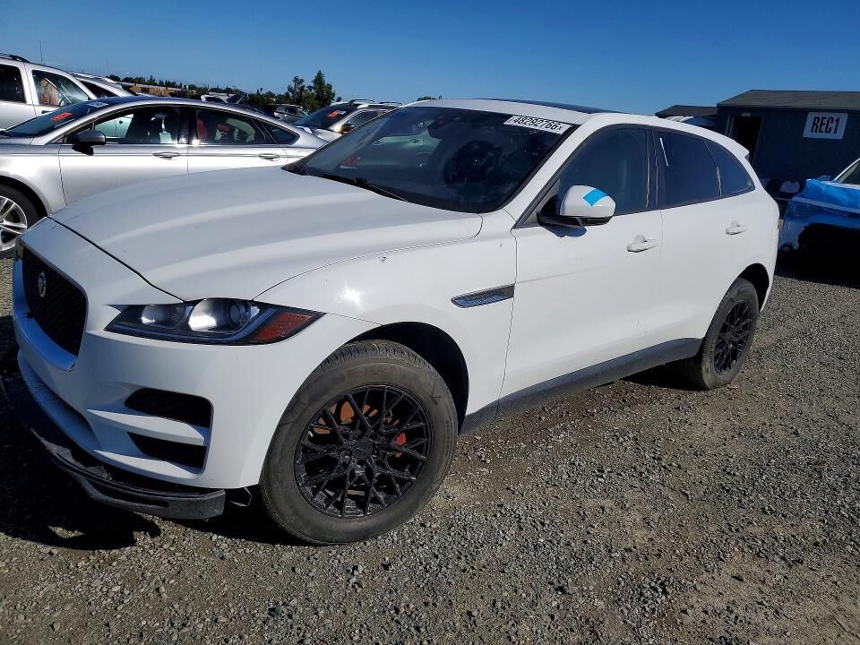 2017 JAGUAR F-Pace