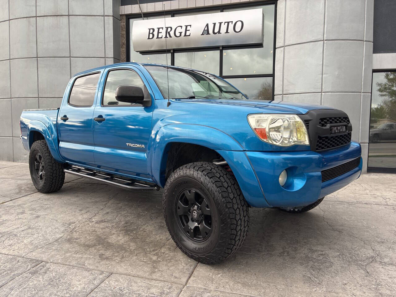2005 TOYOTA Tacoma