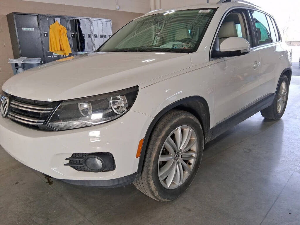 2012 VOLKSWAGEN Tiguan
