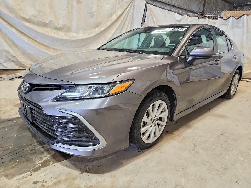 2021 TOYOTA Camry