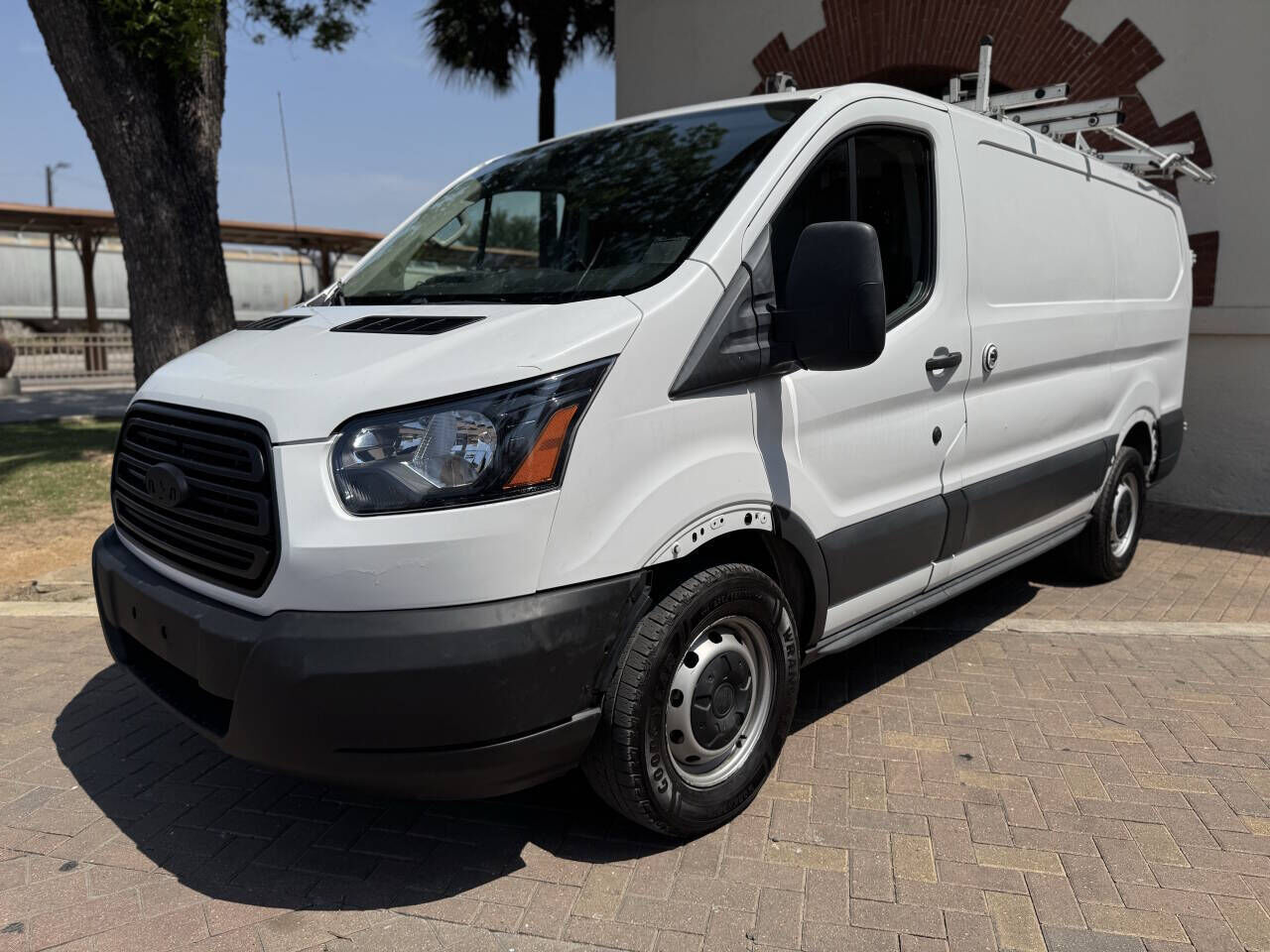 2018 FORD Transit