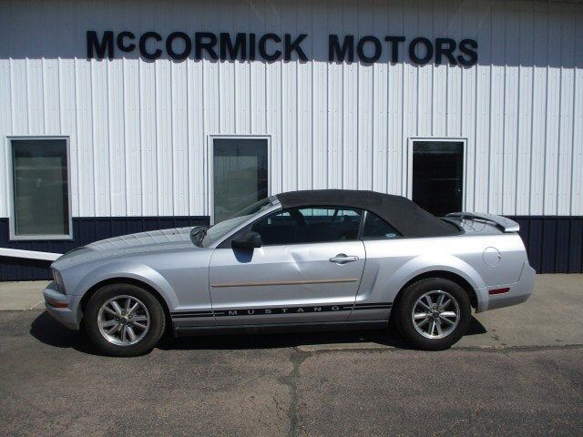 2005 FORD Mustang