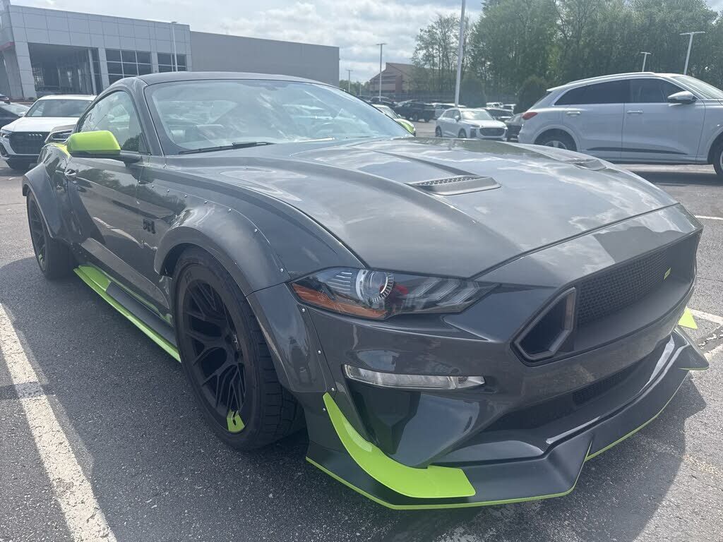 2020 FORD Mustang