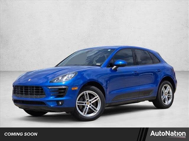 2017 PORSCHE Macan