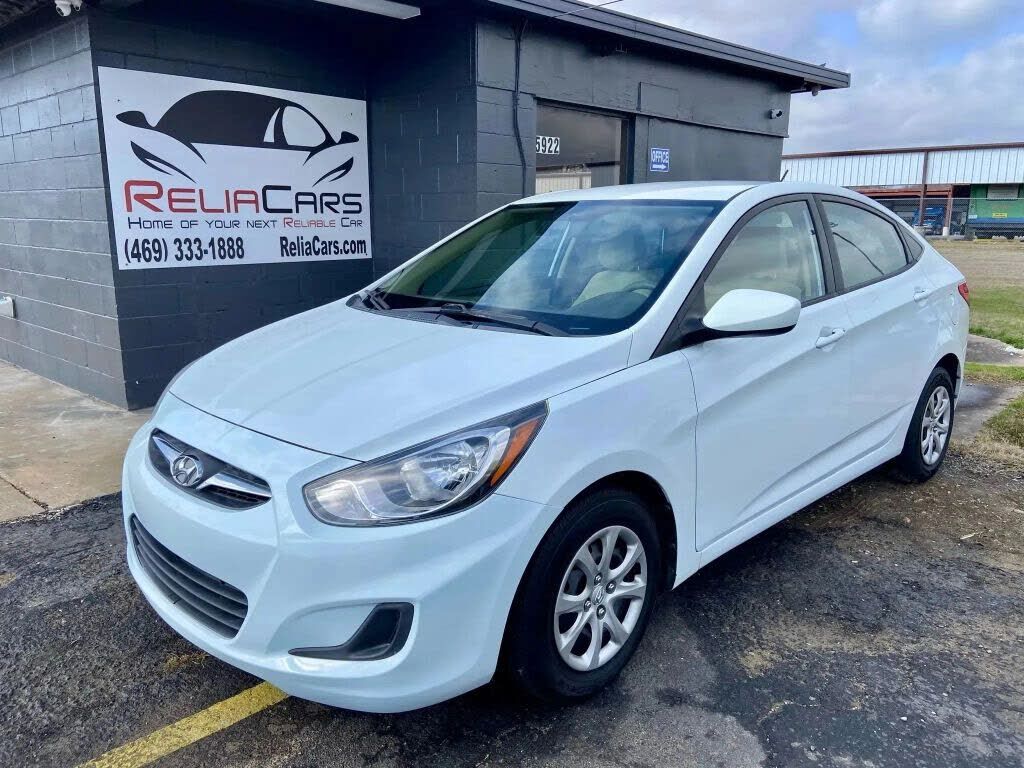 2014 HYUNDAI Accent
