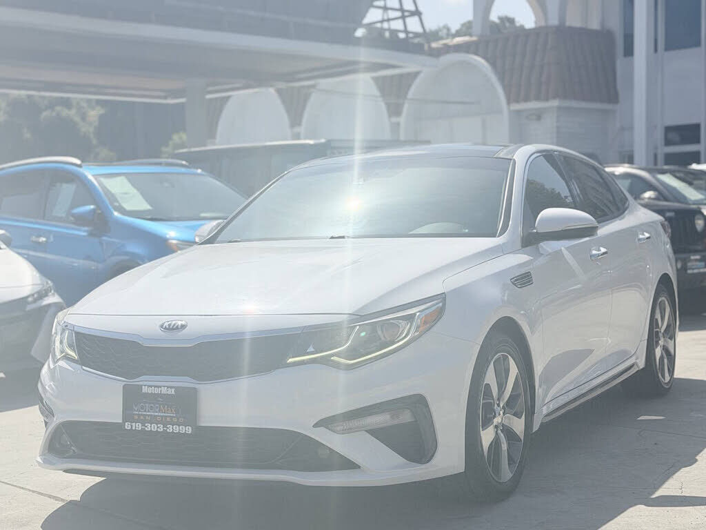 2019 KIA Optima