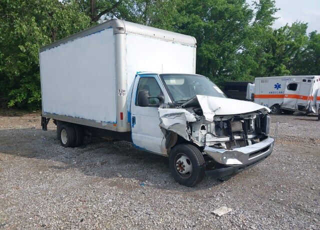 2018 FORD E-450