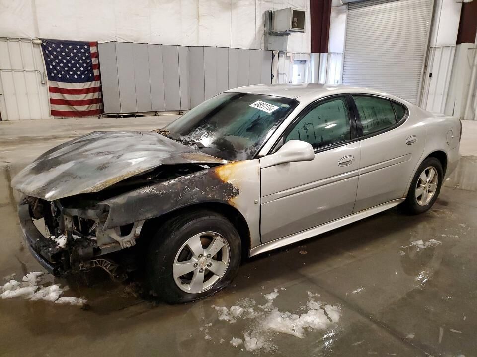 2008 PONTIAC Grand Prix