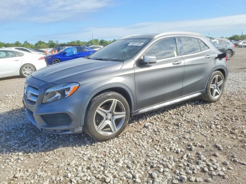 2015 MERCEDES-BENZ GLA-Class