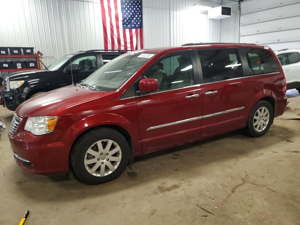 2016 CHRYSLER Town and Country