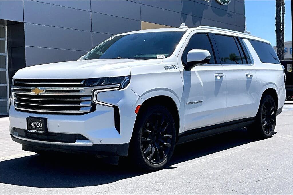 2021 CHEVROLET Suburban