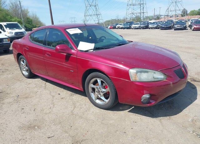 2004 PONTIAC Grand Prix