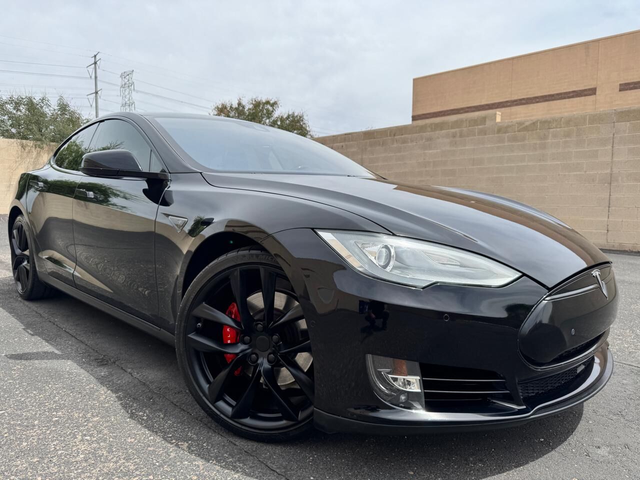 2015 TESLA Model S
