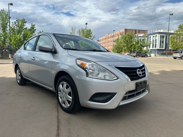 2016 NISSAN Versa