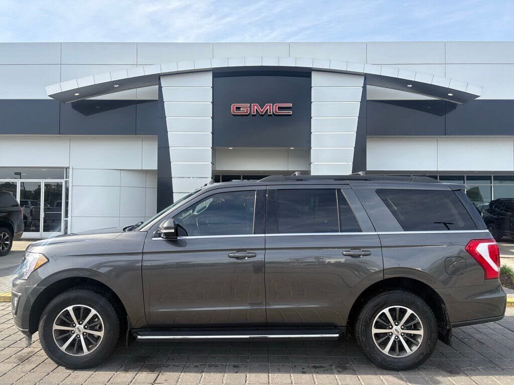 2021 FORD Expedition